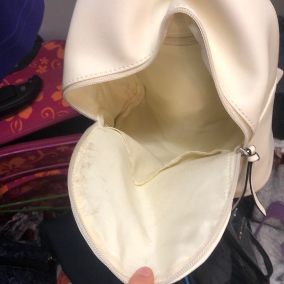 small backpack🥰 - Picture 2 of 3